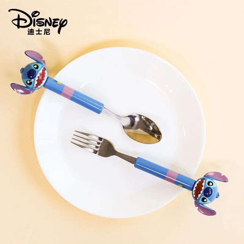 Vajilla creativa de animación de dibujos animados de oso fresa de Toy Story de Disney, bonita muñeca, cuchara, tenedor de acero inoxidable, vajilla para bebé