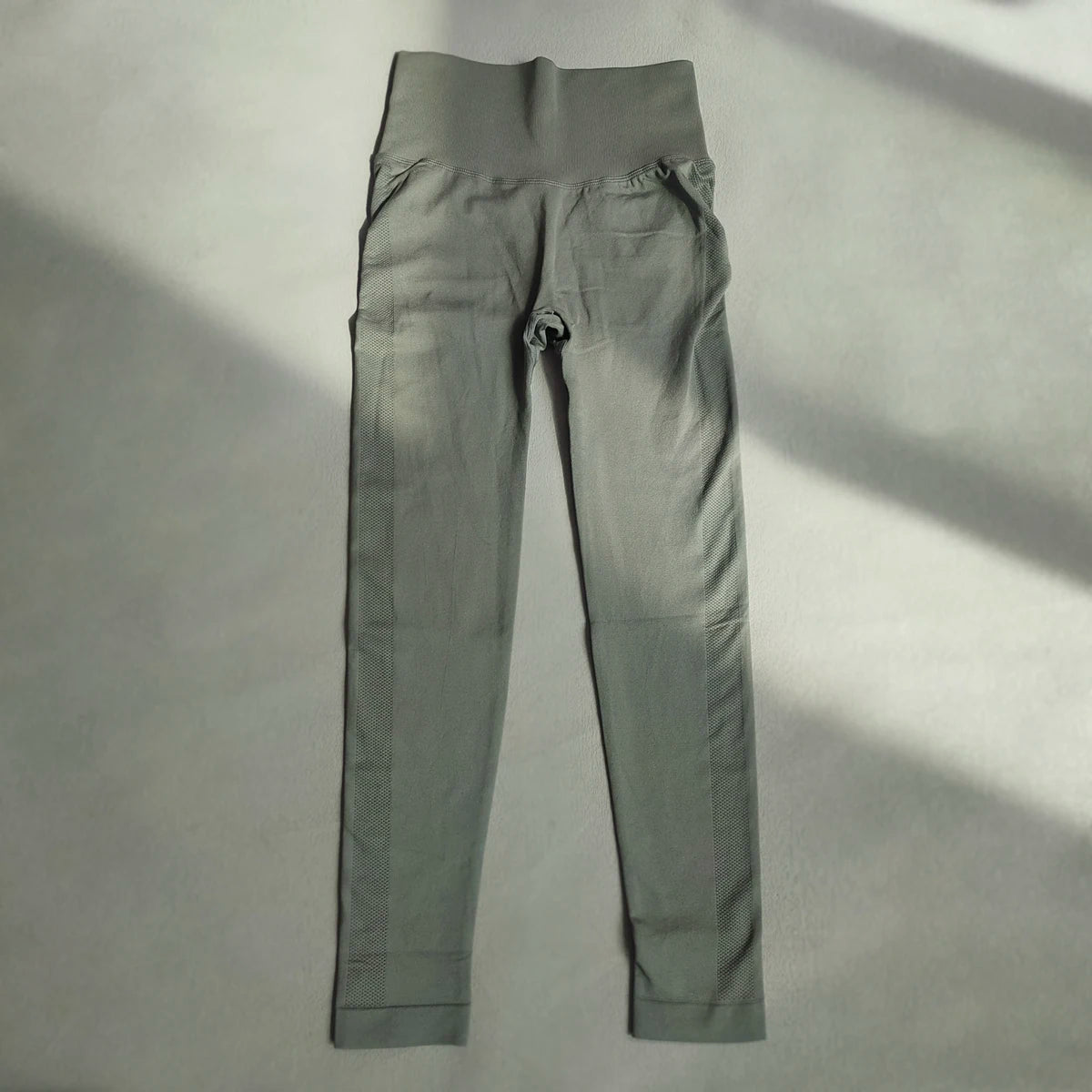 Mallas de gimnasio sin costuras para mujer, pantalones de Yoga sexys de cintura alta, mallas de levantamiento de glúteos, ropa deportiva para mujer, ropa deportiva