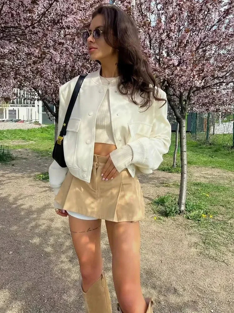 1 Uds. Chaqueta Bomber para mujer, abrigo blanco con botones para otoño e invierno, chaquetas recortadas de aviador de béisbol para mujer, prendas de vestir exteriores cortas de manga larga
