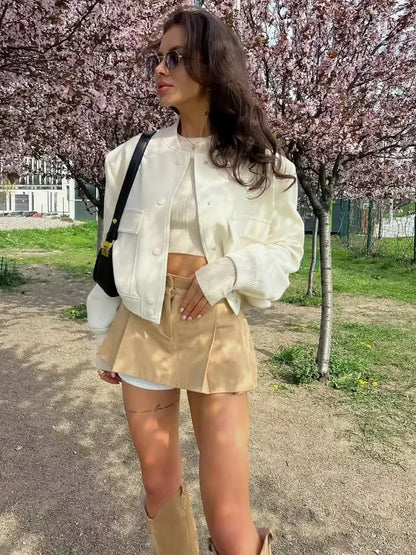 1 Uds. Chaqueta Bomber para mujer, abrigo blanco con botones para otoño e invierno, chaquetas recortadas de aviador de béisbol para mujer, prendas de vestir exteriores cortas de manga larga
