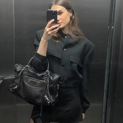 1 Uds. Chaqueta Bomber para mujer, abrigo blanco con botones para otoño e invierno, chaquetas recortadas de aviador de béisbol para mujer, prendas de vestir exteriores cortas de manga larga